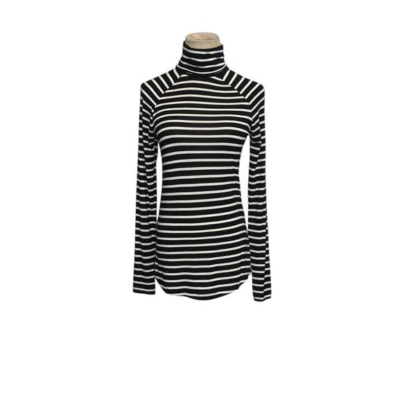 Old Navy black white stripe long sleeves turtle neck fitted T-shirt size XS - Picture 7 of 10